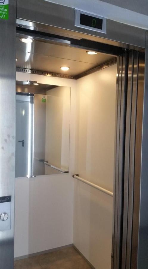 Apartamento Nuevo En Centro Historico 拉科鲁尼亚 外观 照片